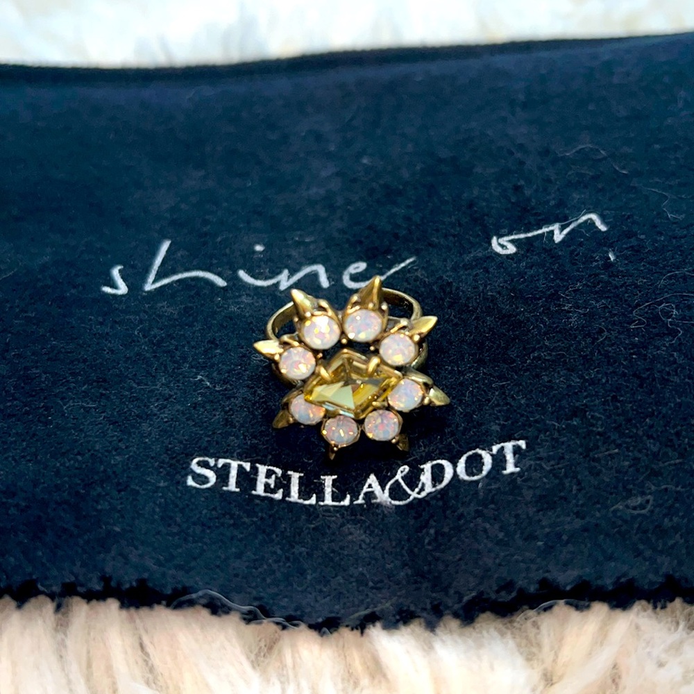 EUC Stella & Dot Eva Cocktails Ring